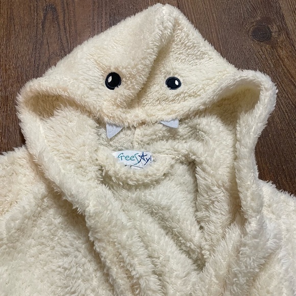 Freestyle Robe - Picture 2 of 3